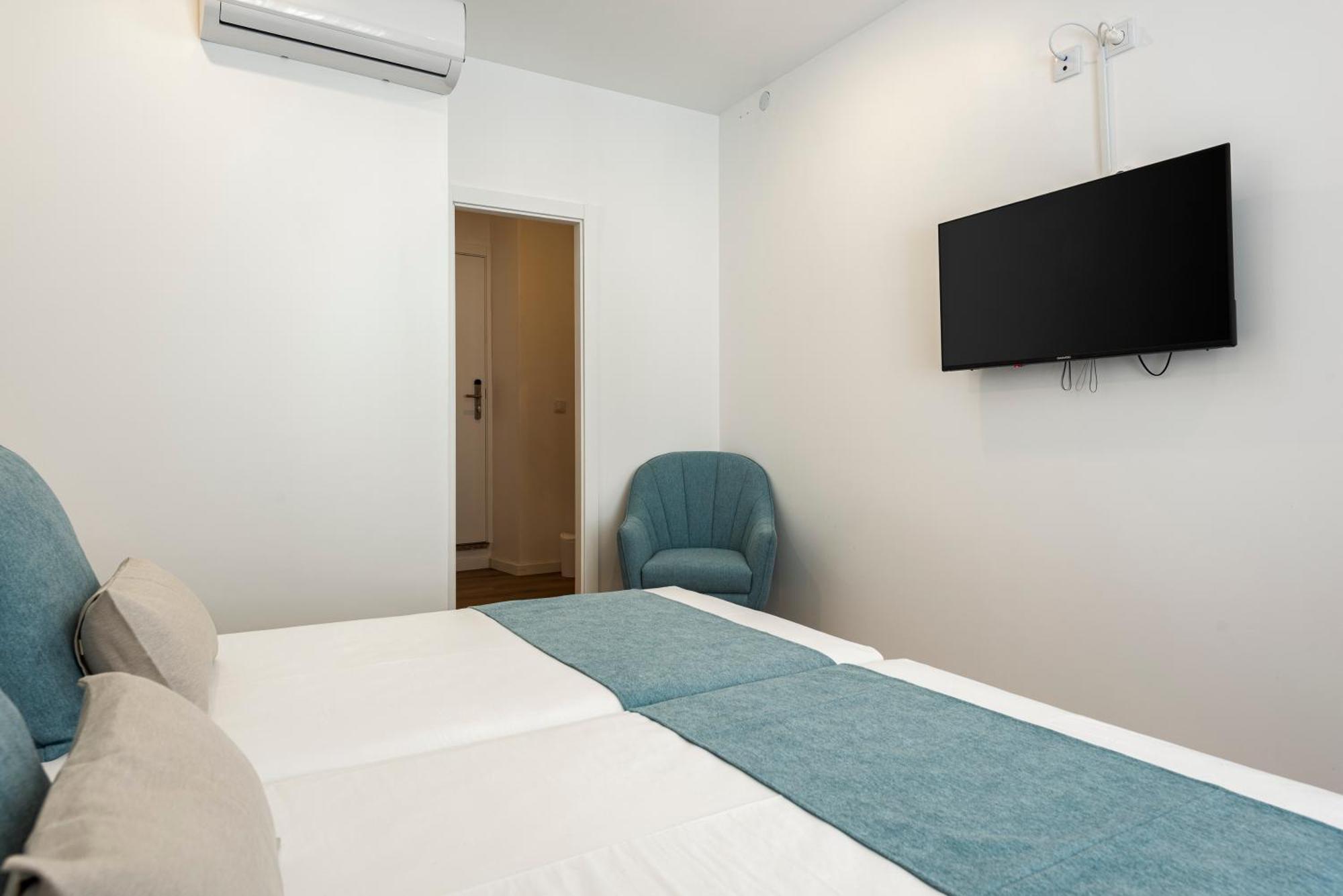 Madalena Hostel E Suites FAO Exteriér fotografie