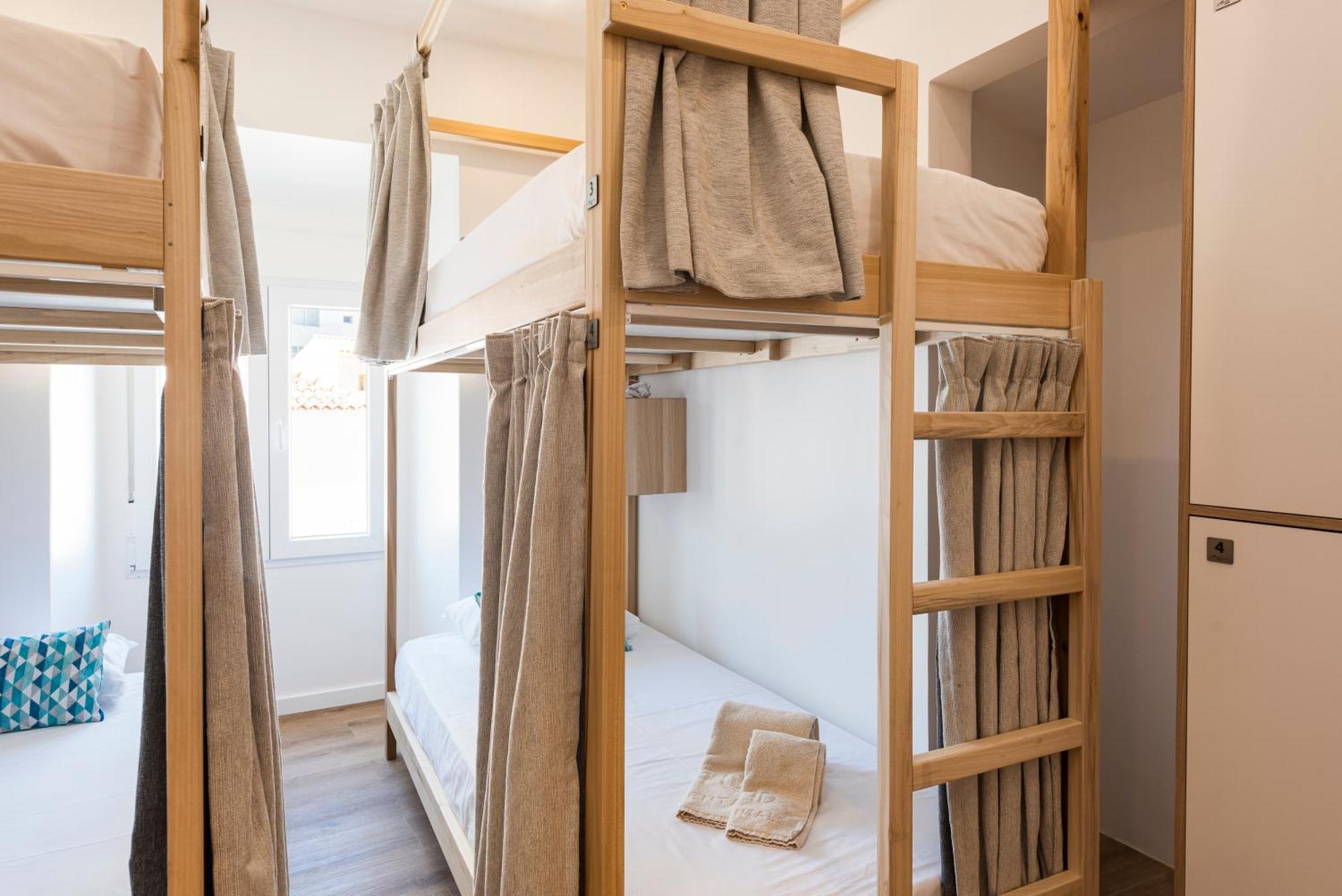 Madalena Hostel E Suites FAO Exteriér fotografie