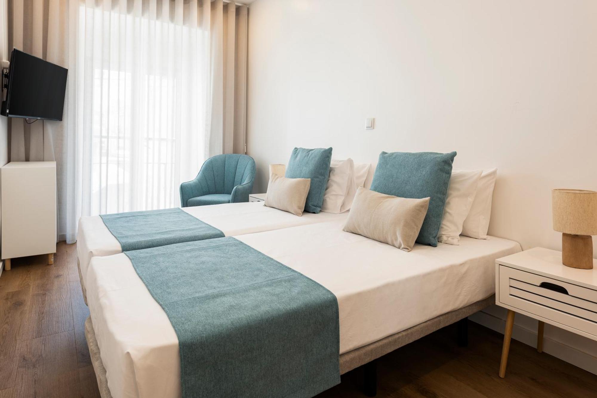 Madalena Hostel E Suites FAO Exteriér fotografie