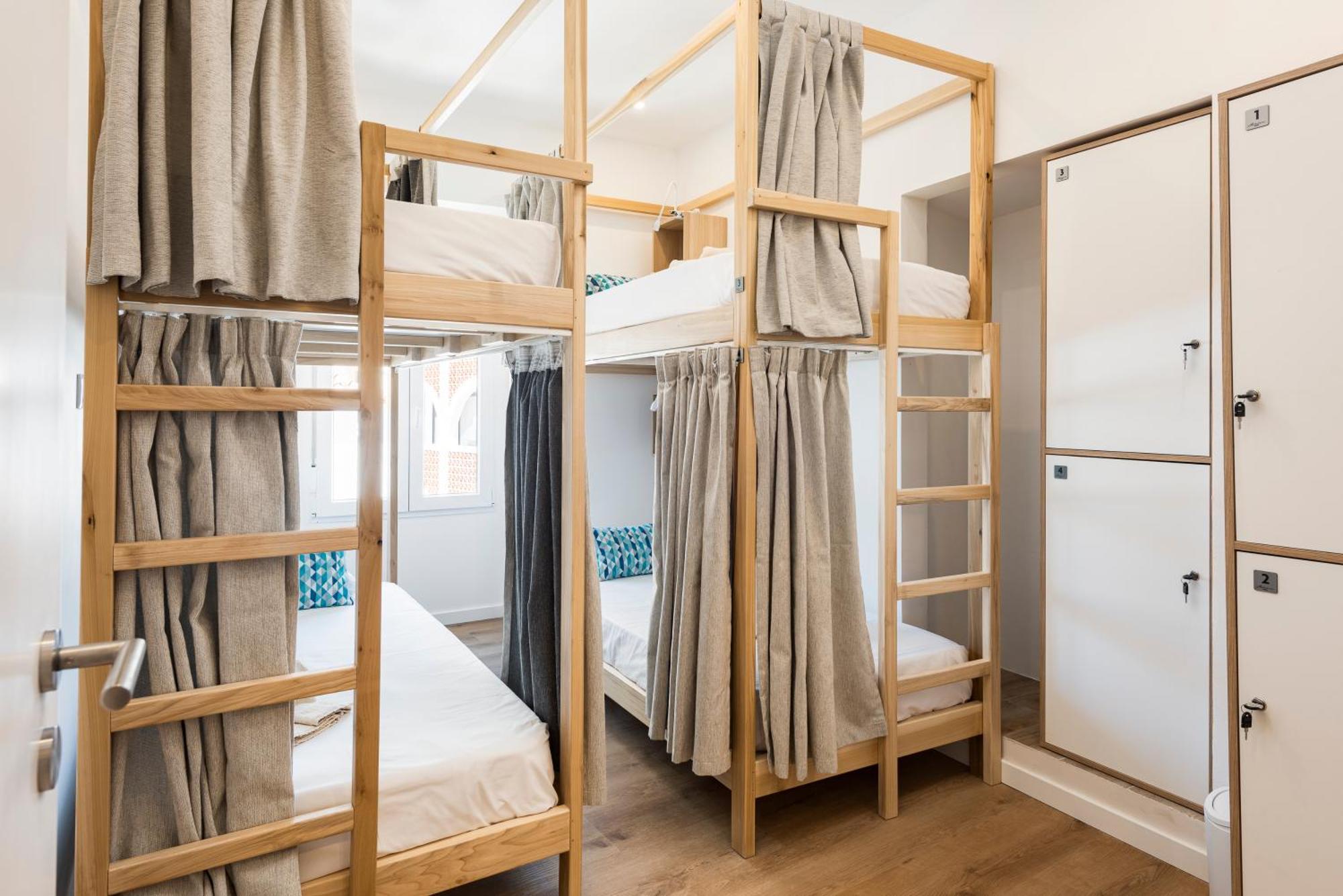 Madalena Hostel E Suites FAO Exteriér fotografie